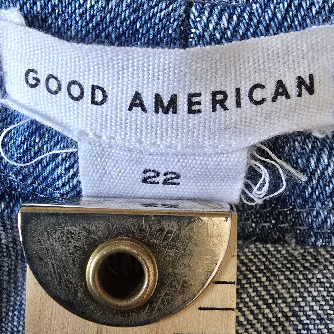 Good American Size 22 High-Waisted Flare Jeans - photo 3