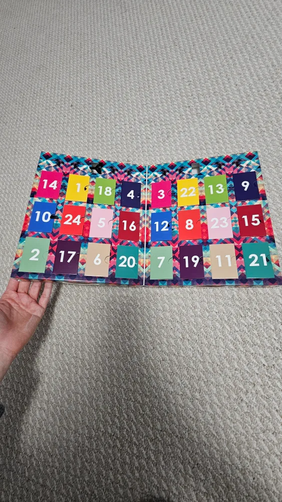 Sephora Ciaté Mini Mani Month Advent Calendar Nail Polish image indicator(2)