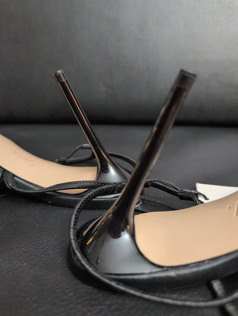 Zara High Heels - Black Mesh Slingback Heels - Size 41 image indicator(5)