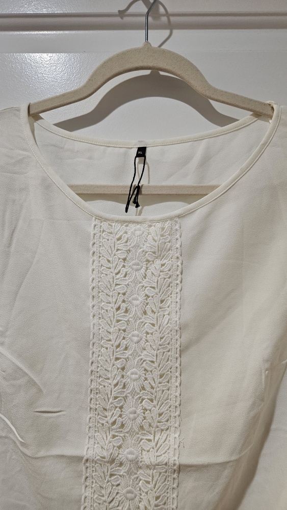 NEGOTIABLE - White Lace Detail Blouse, Brand new - photo 2