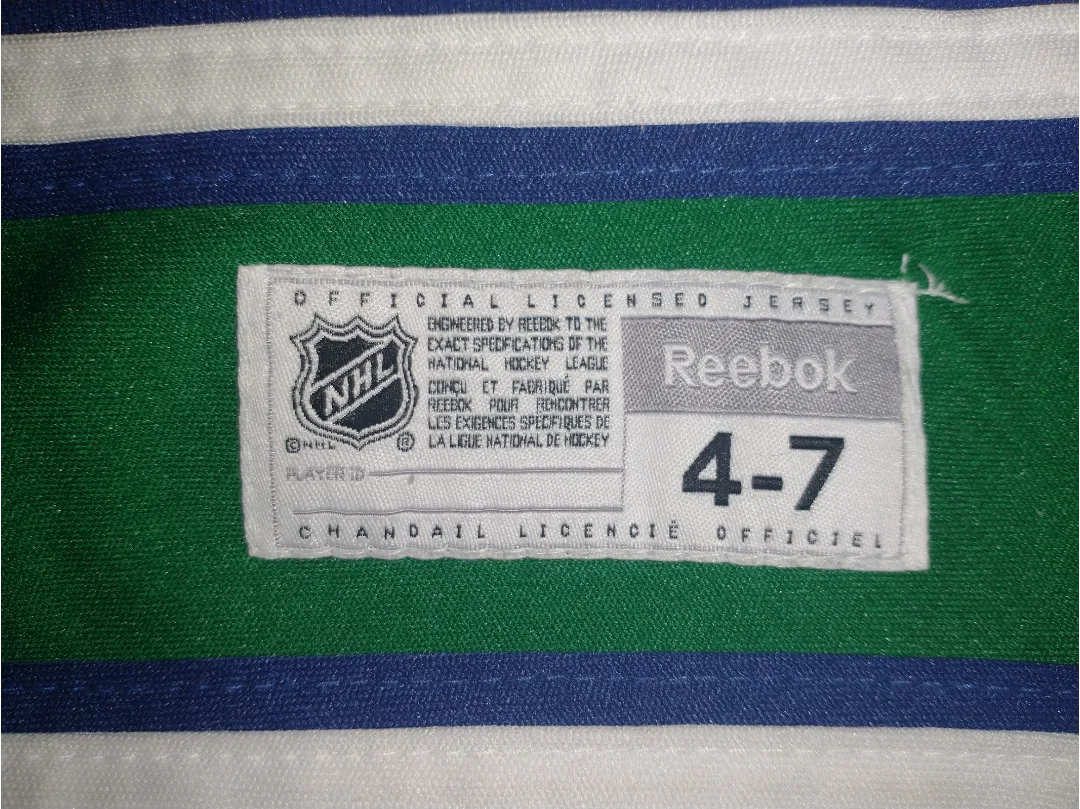 Youth Vancouver Canucks Reebok Jersey Size 4/7 image indicator(4)