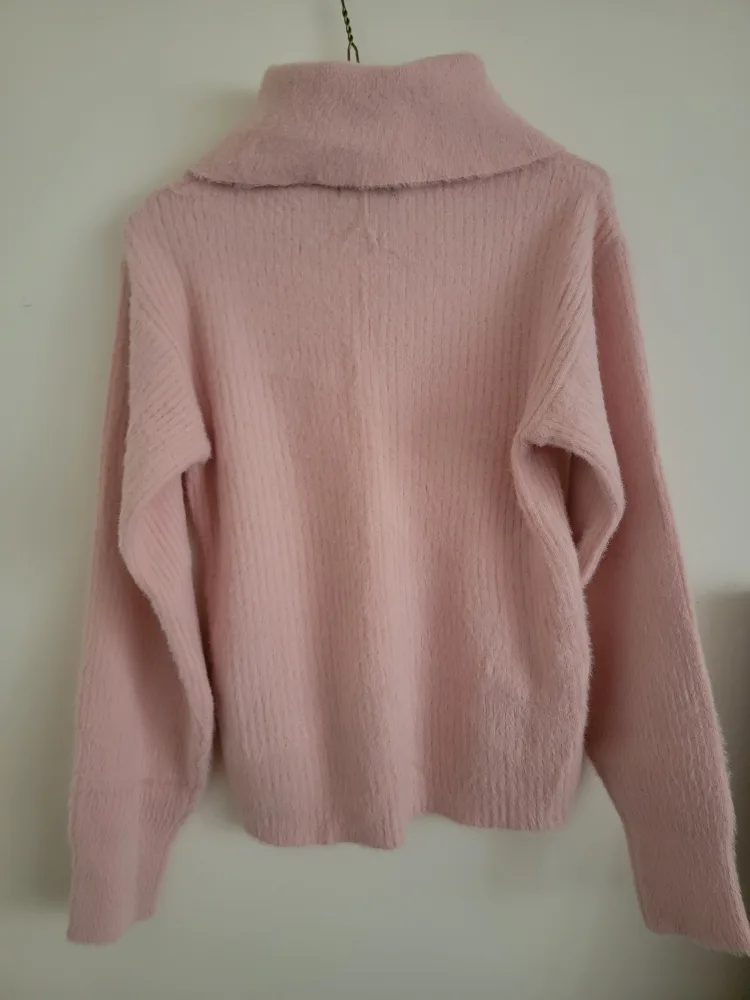 New Pink Fuzzy Knit Sweater image indicator(3)