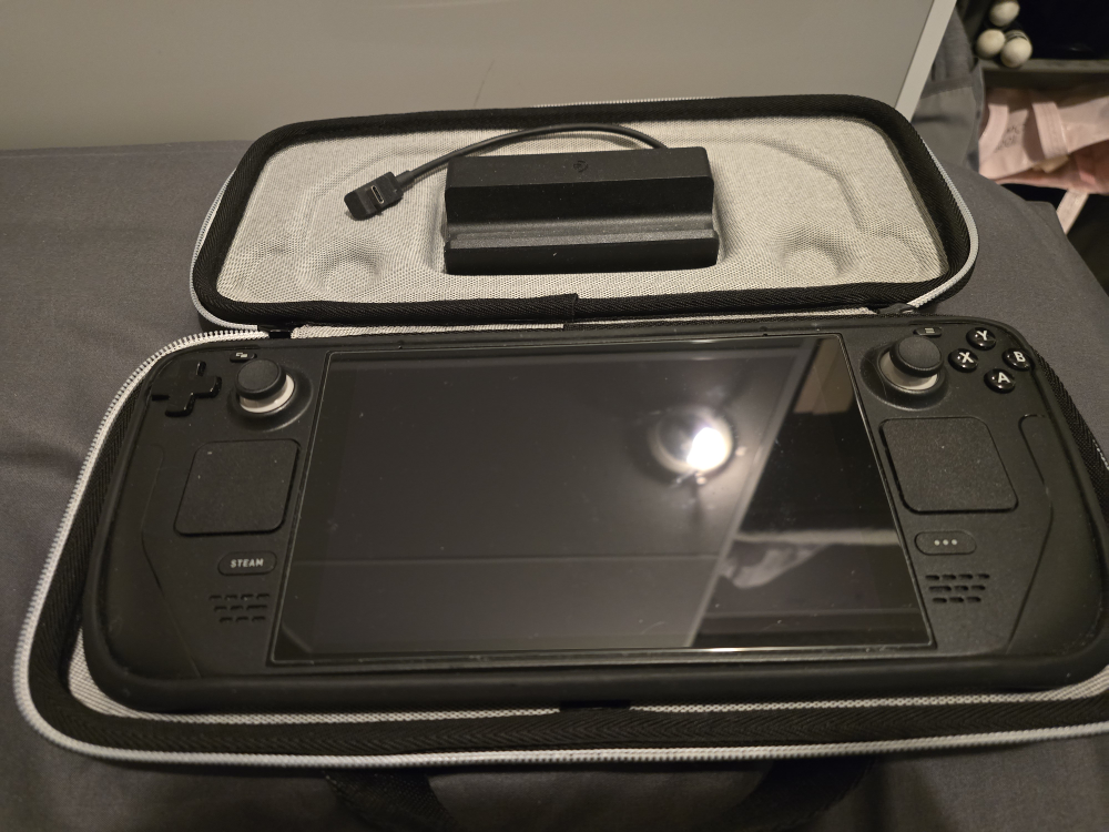 512 Steam Deck with OEM Docking Station