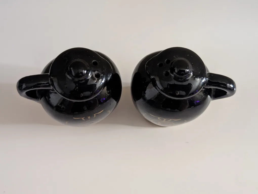 Vintage Black Salt and Pepper Shakers image indicator(3)