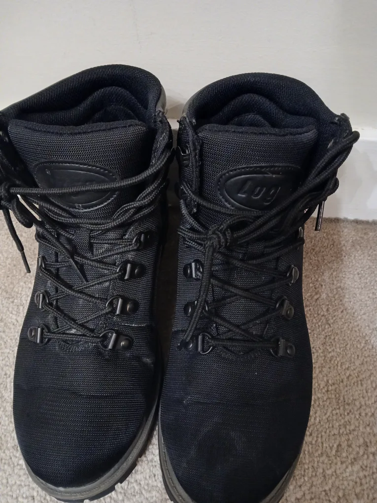 Lugz Black Hiking (and winter?) Boots, Size 9 image indicator(3)