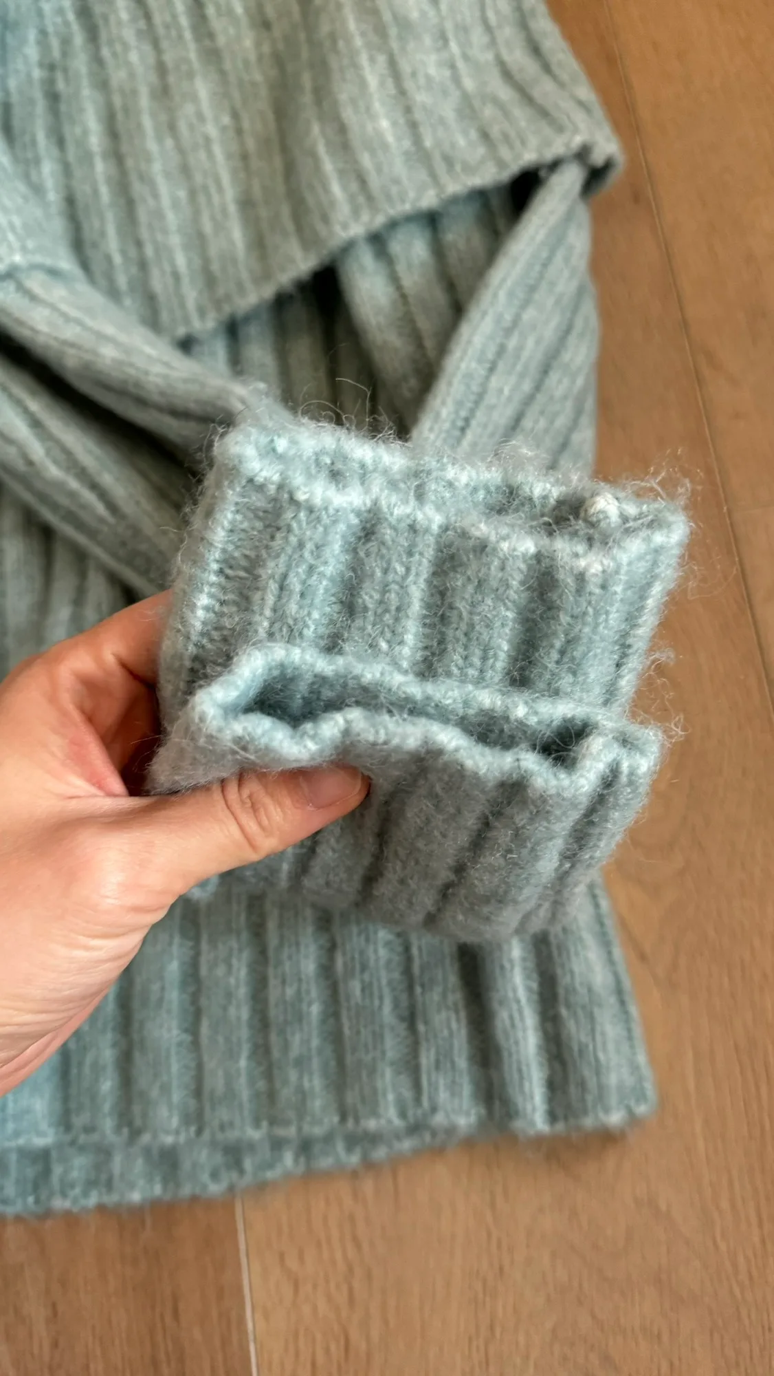 New! Abercrombie & Fitch lake blue chest-high sweater image indicator(5)