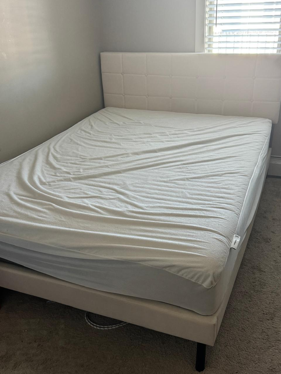 Queen Size 12 inch Hybrid Mattress