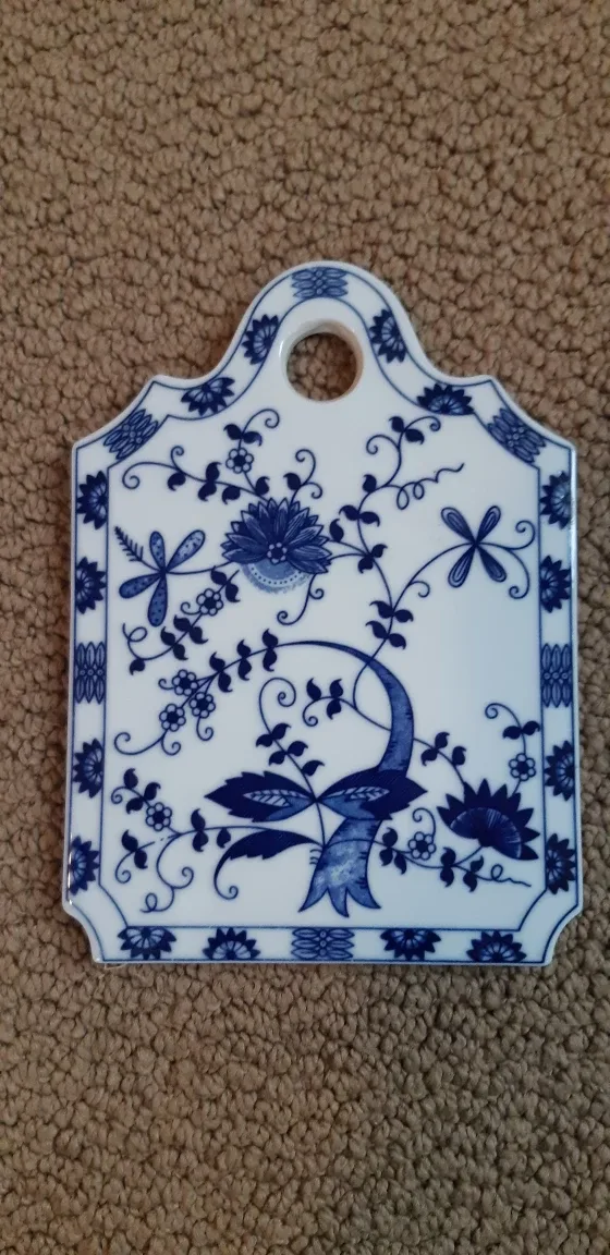 Vienna Woods Porcelain Collection image indicator(9)