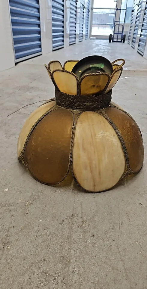 Vintage Tiffany Style Stained Glass Lamp Shade image indicator(2)