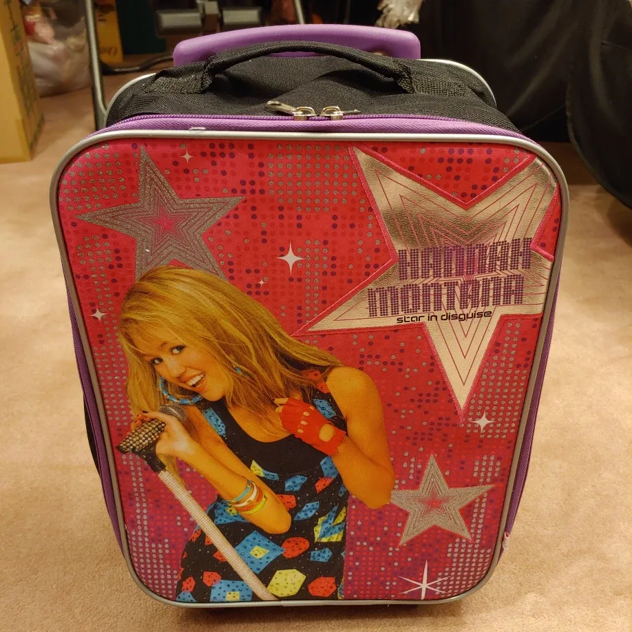 Disney Hannah Montana Carry-On Suitcase image indicator(2)