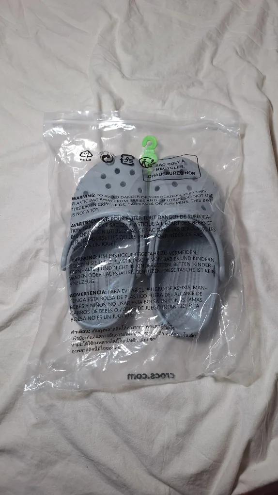 [new ✨️] Crocs Classic Clog -Light Grey image indicator(4)
