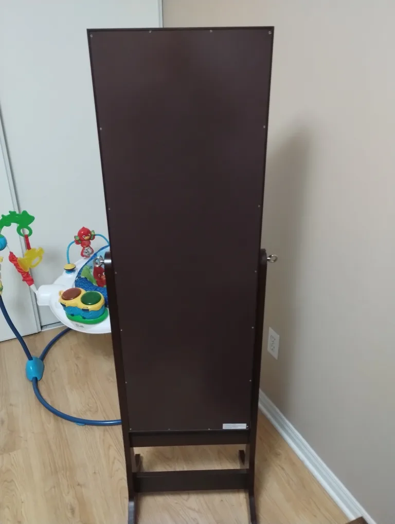 Full-Length Mirrored Jewellery Armoire image indicator(9)