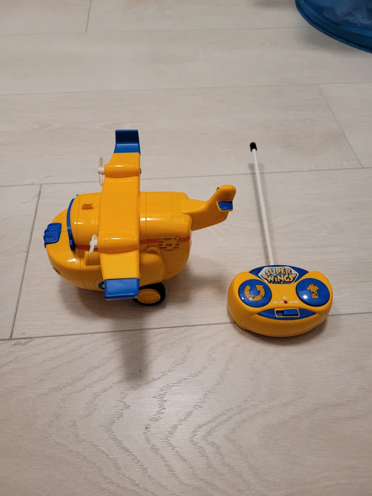 Super Wings Remote Control Airplane Toy image indicator(2)