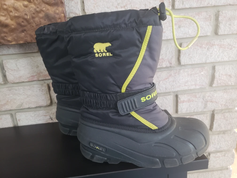 Sorel Kids' Winter Boots - Size 3 - photo 5