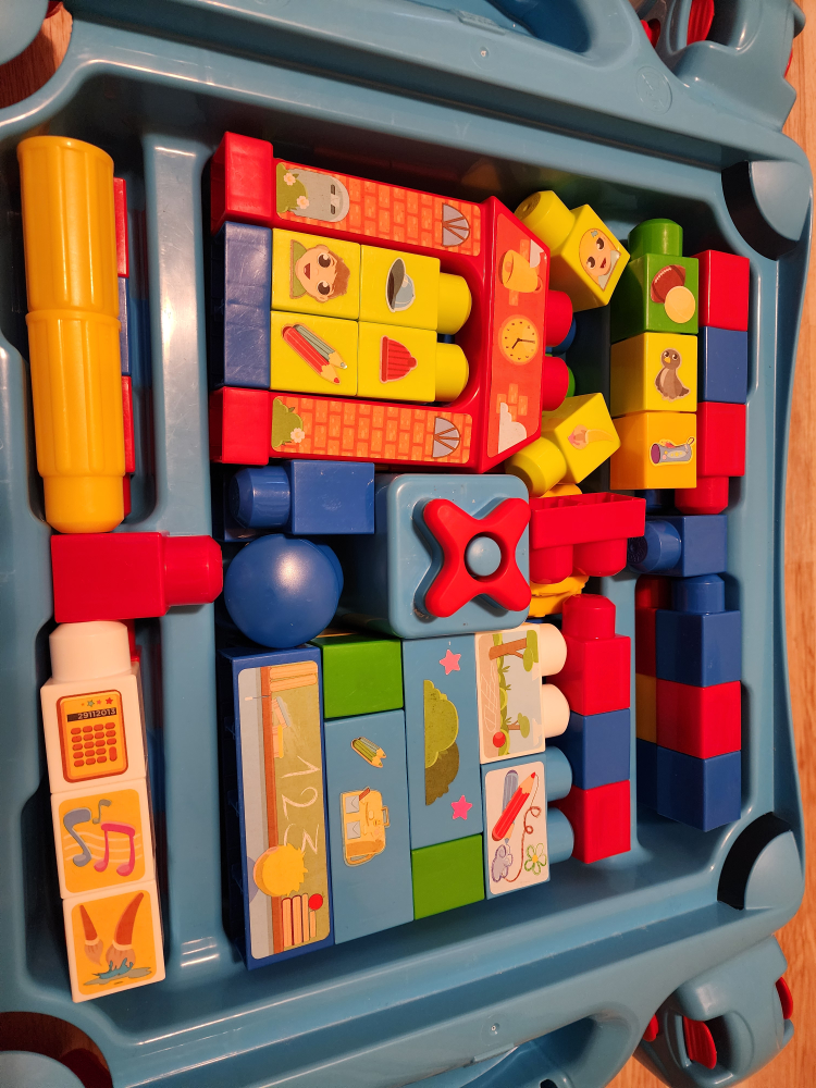 Mega Bloks Build & Learn Table - photo 5