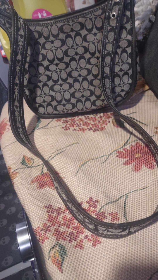 Coach Signature C Black and Gray Shoulder Bag - photo 2
