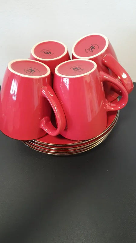 Red & Gold Cereal Bowls & Mugs Set image indicator(2)