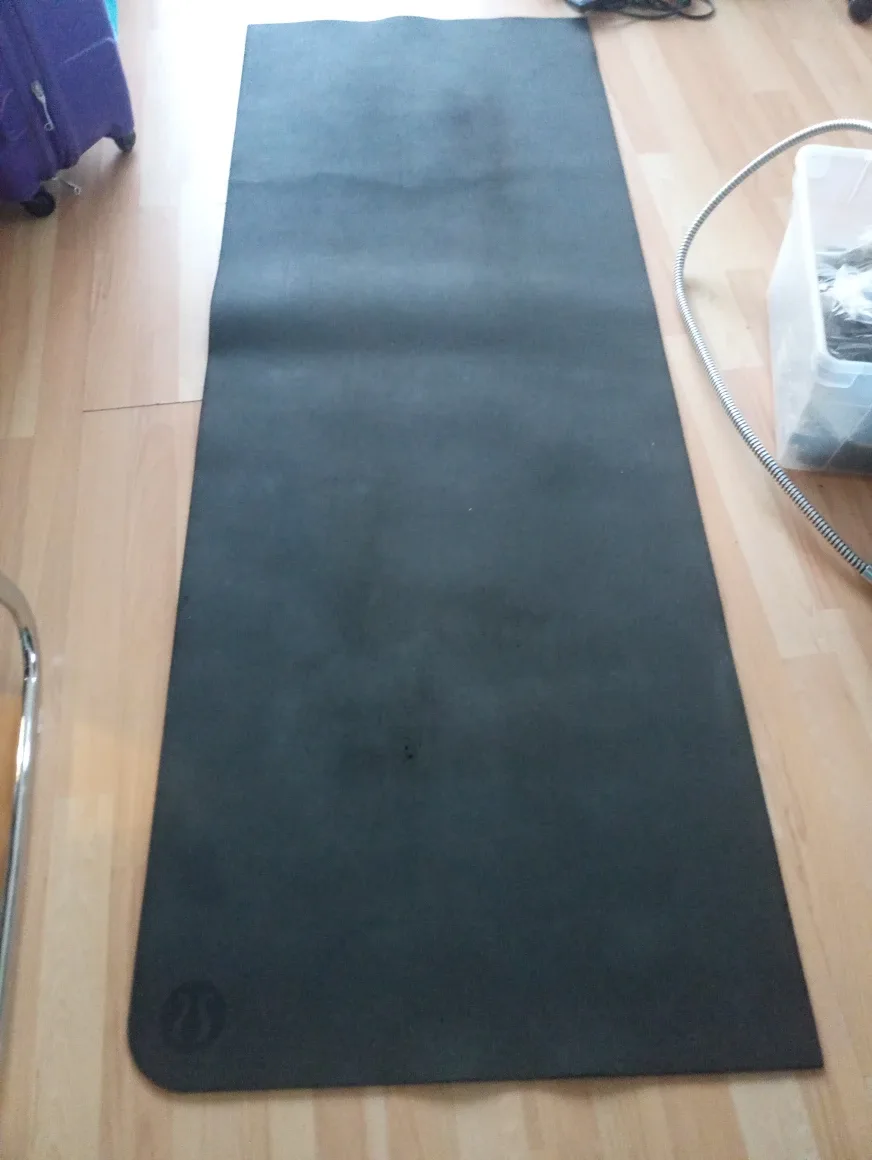 Lululemon Yoga Mat - Black 70" long image indicator(2)