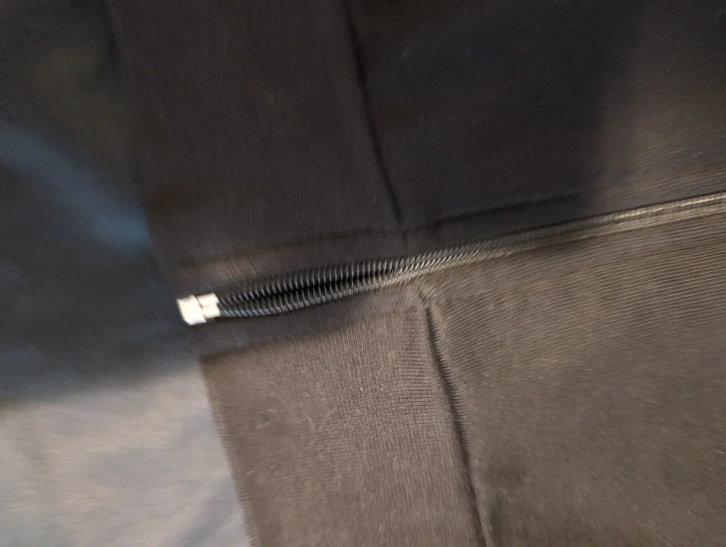 hoodrich zip up image indicator(4)