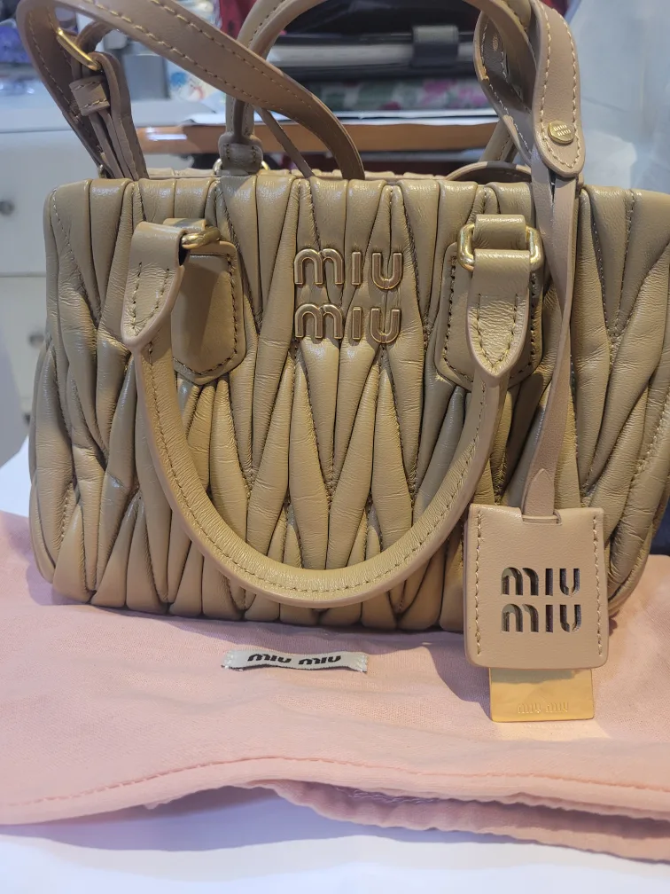 Miu Miu Matelassé Leather Handbag image indicator(5)