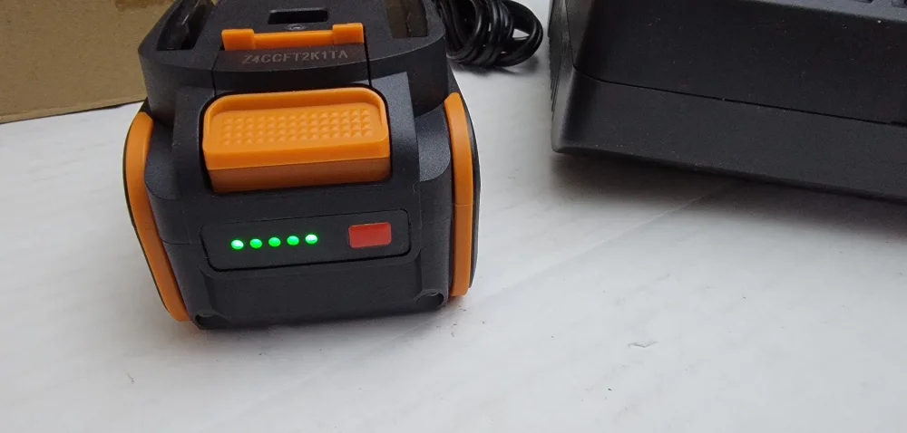 2X WORX 20V 5.0Ah Lithium Batteries & Dual Charger – WA3570 image indicator(8)