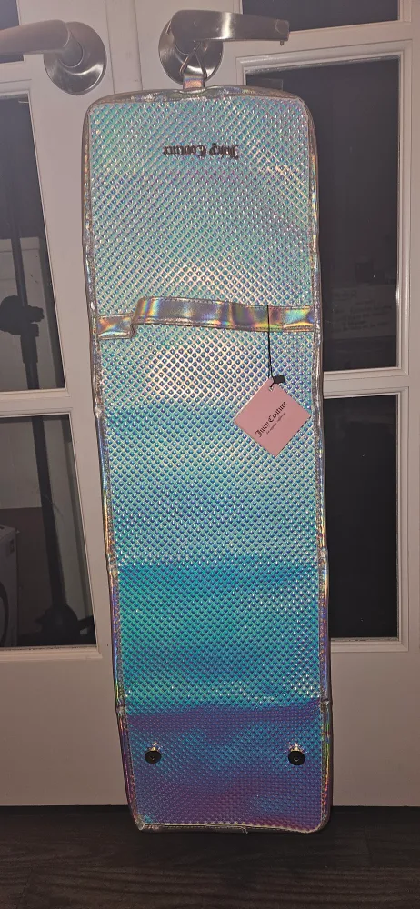 Juicy Couture Hanging Travel Makeup Organiser image indicator(4)