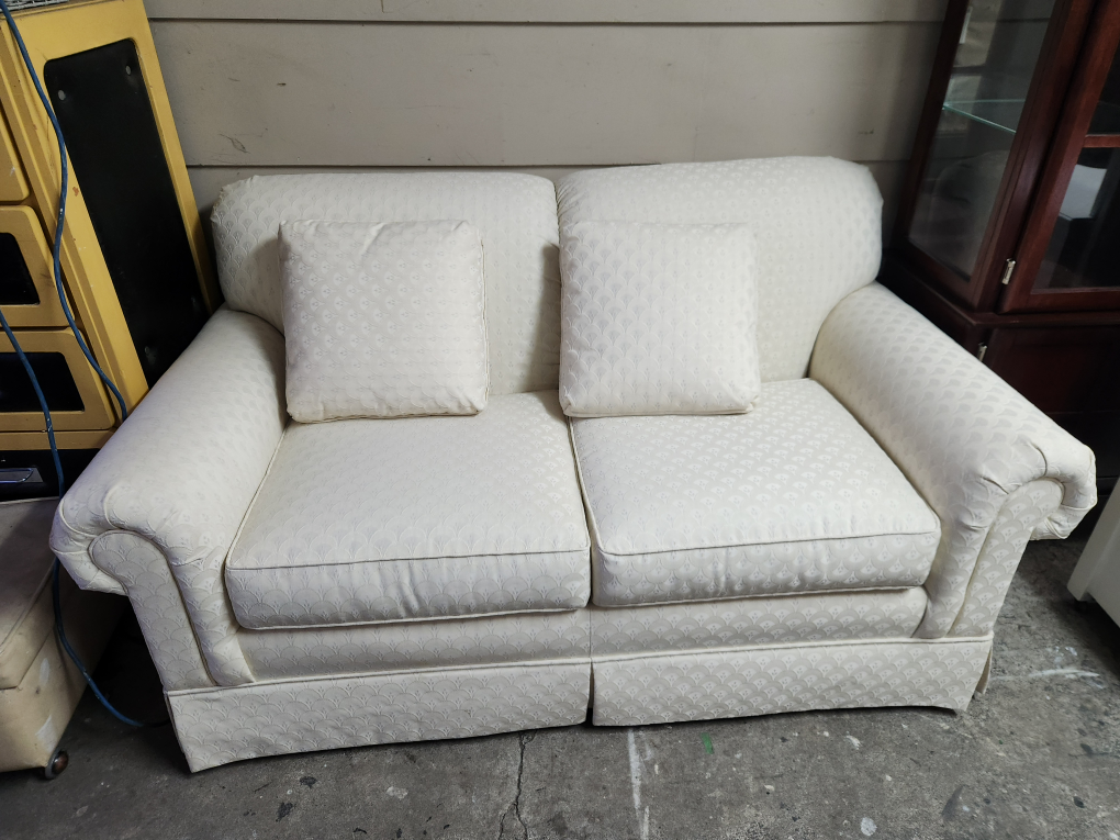 Vintage Off-White Sofa Set