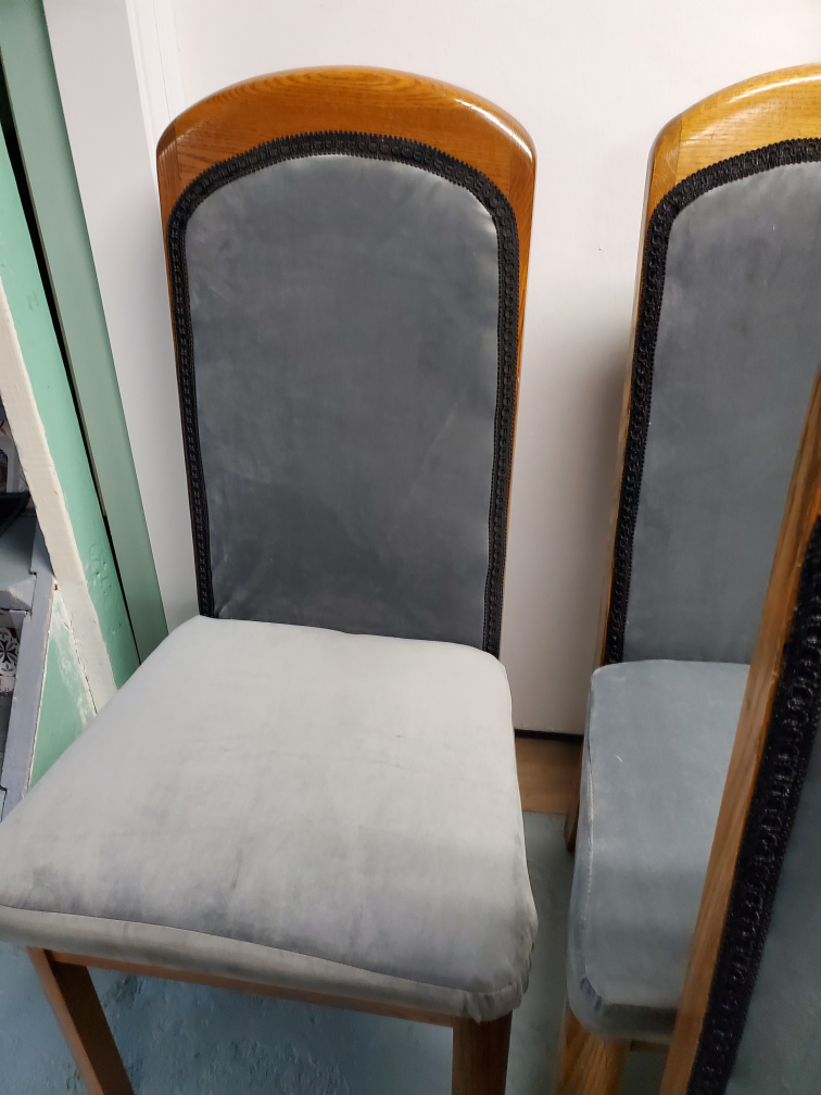 Set of 4 Dining Chairs - Oak Wood and Grey Upholstery - photo 3