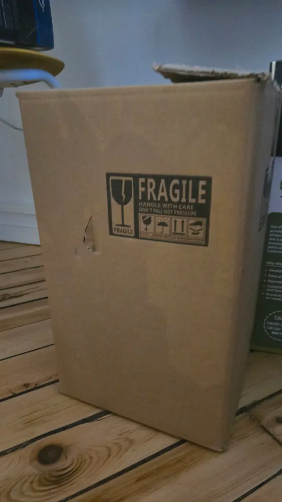 Glass Beverage Dispenser with Stand (comes in box) image indicator(4)