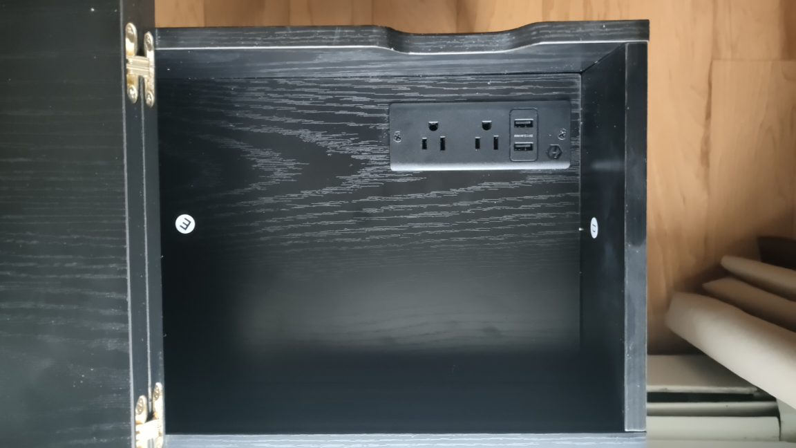 Bedside/End table with charging station - photo 2