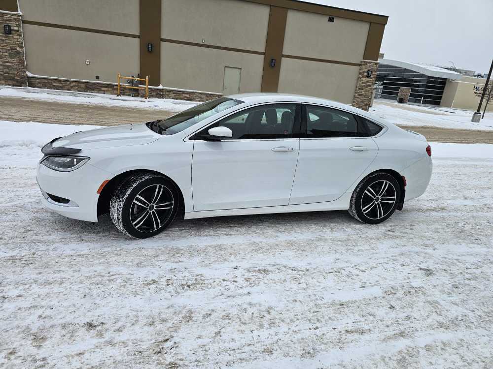 Chrysler 200 2016 - photo 3