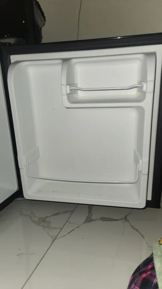Mini Fridge - Compact Refrigerator image indicator(2)
