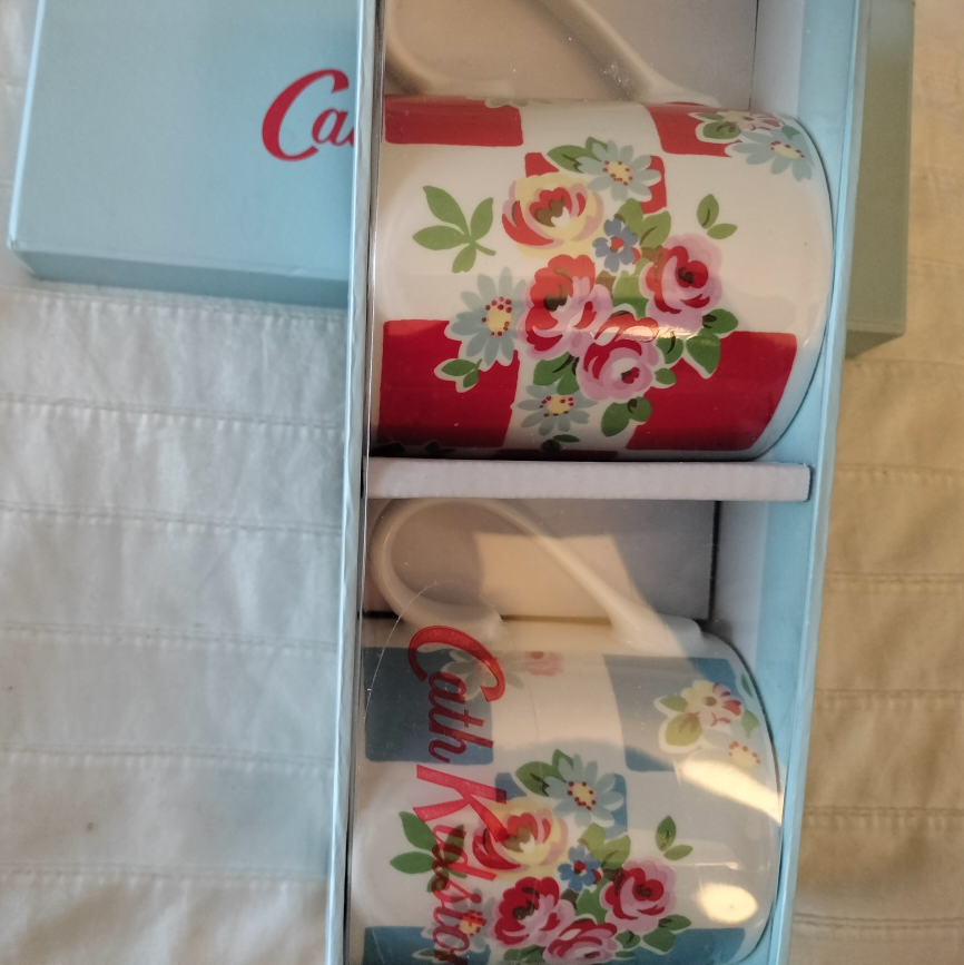 Cath Kidston Rose Print Mugs - Set of Two - photo 4