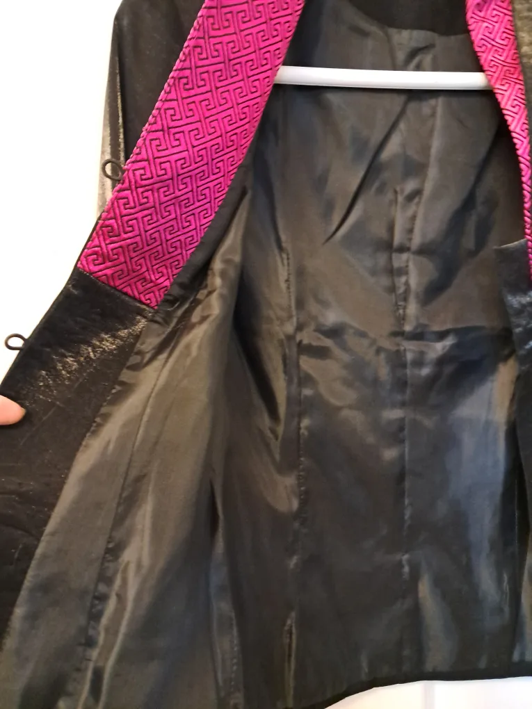 Elegant Black embroidered silk  jacket, size M image indicator(9)