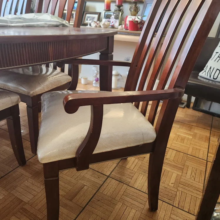 Dining Table and  6 Chairs Set image indicator(3)