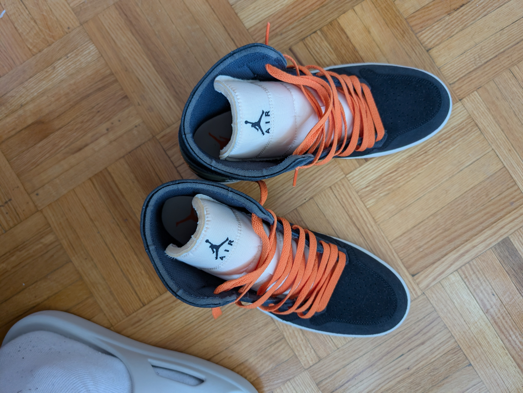 Jordan Mid Colorways - US 10.5 - photo 3