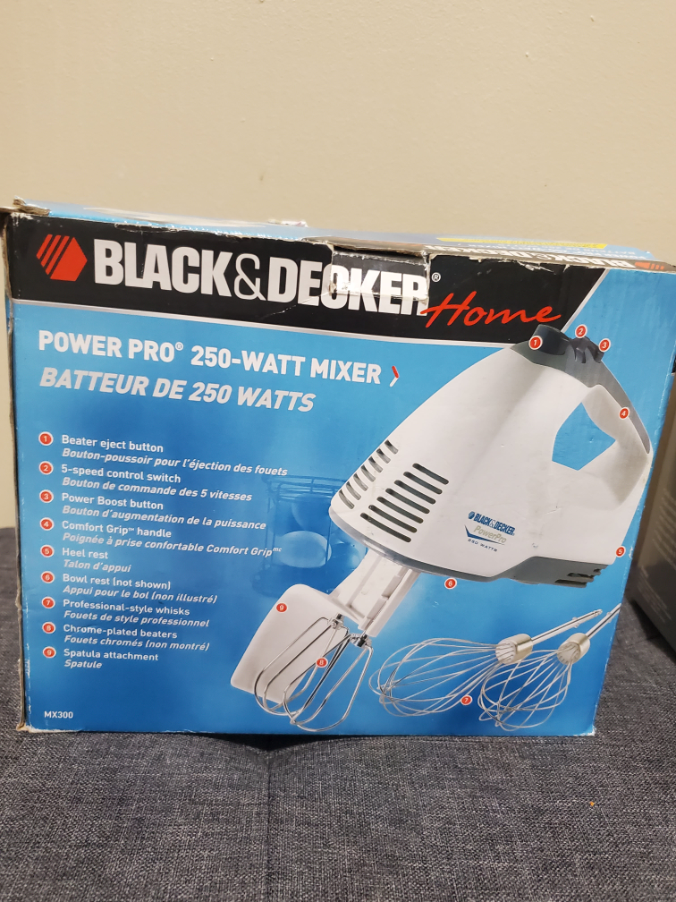 Black & Decker Power Pro 250-Watt Hand Mixer MX300