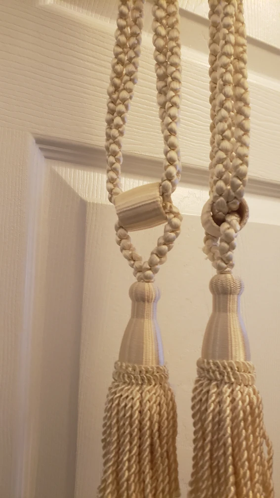Set of Four Cream-Colored Curtain Tassels - photo 2