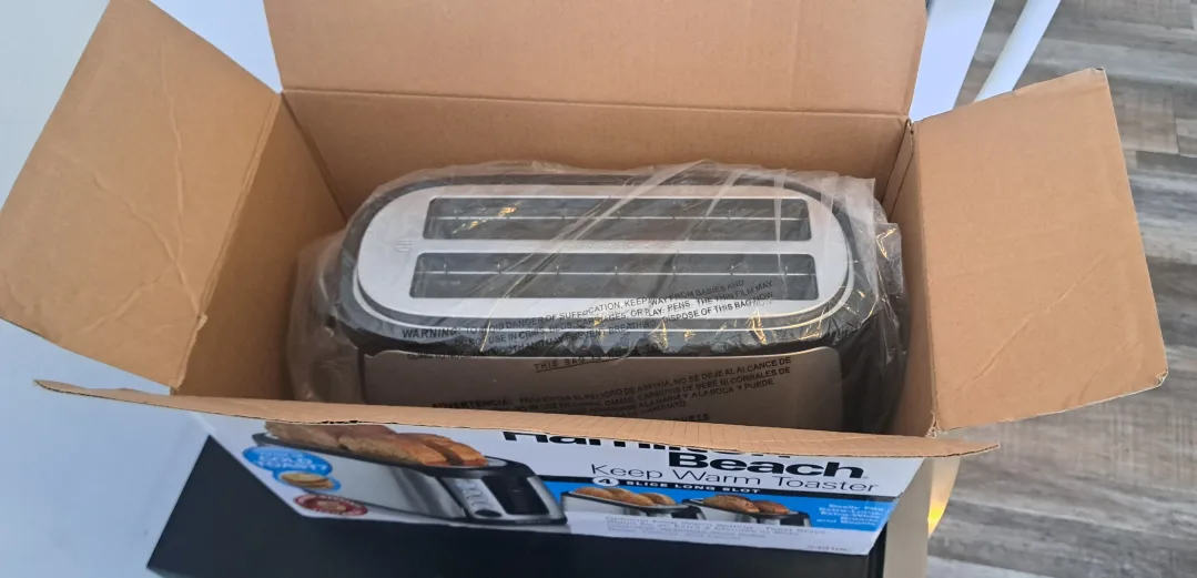 Hamilton Beach 4-Slice Long Slot Toaster with Keep Warm image indicator(5)