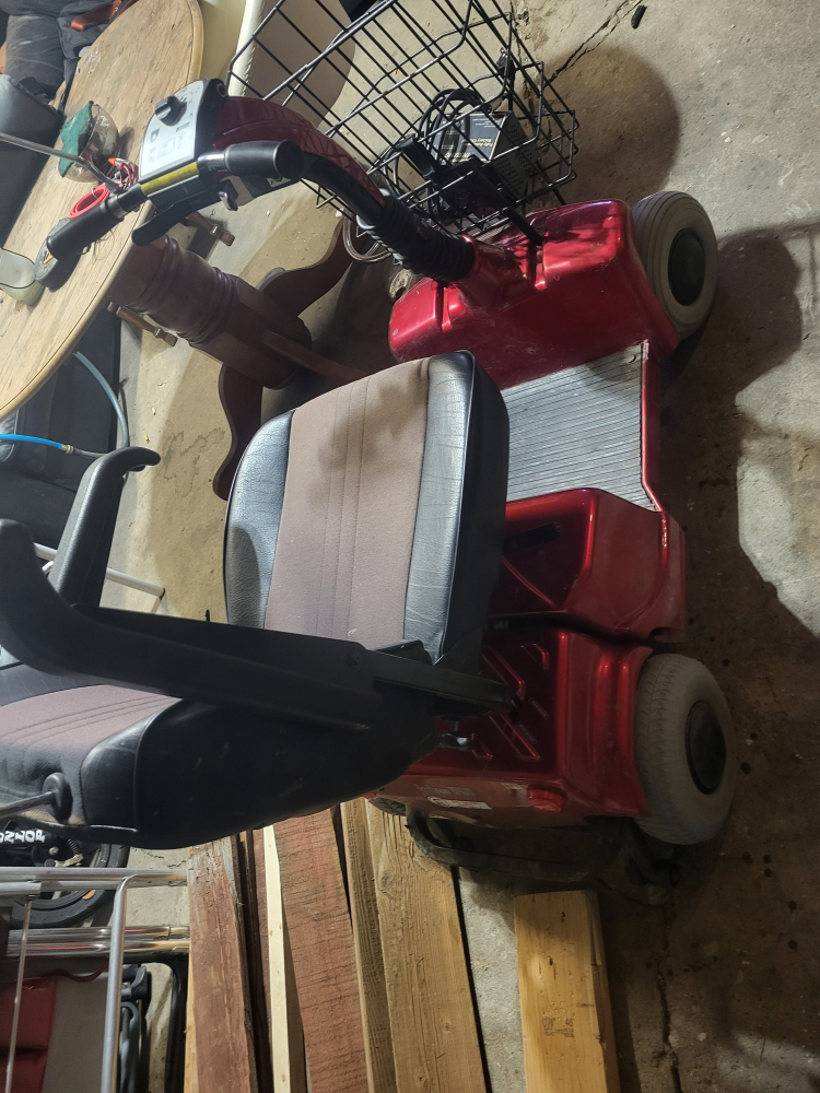 Fortress 1700 Mobility Scooter - photo 2