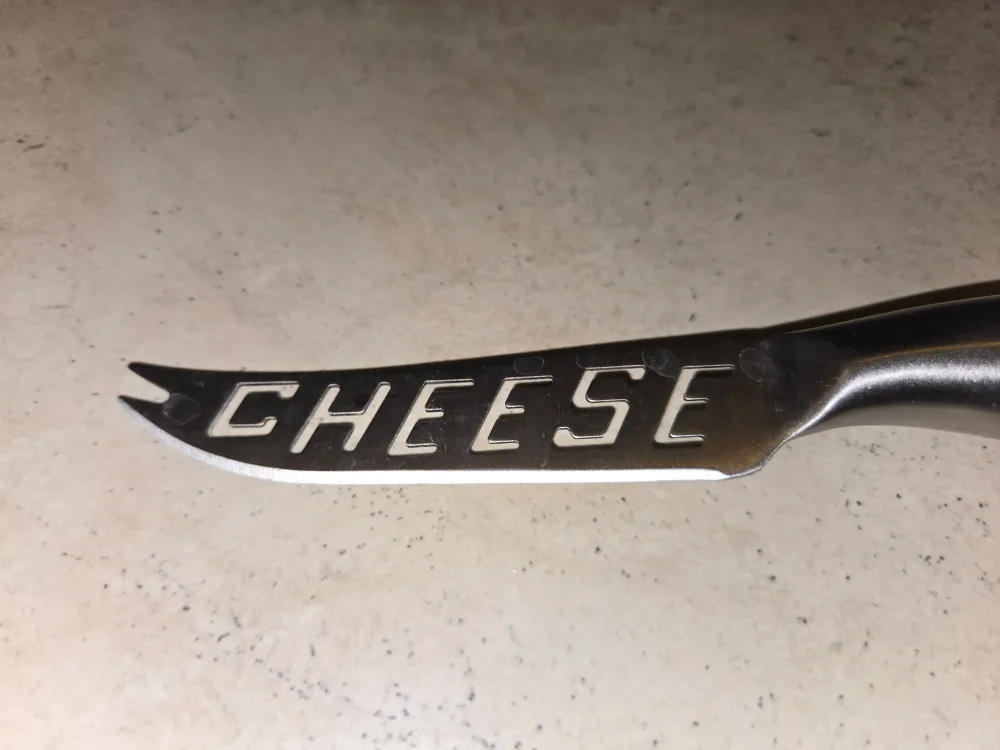 "Say Cheese!" Stainless Steel Cheese Knife image indicator(2)