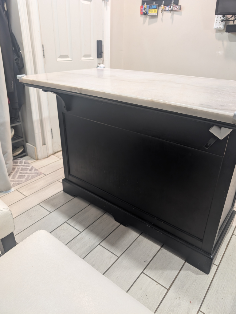 Kitchen Island with Marble Top - photo 4