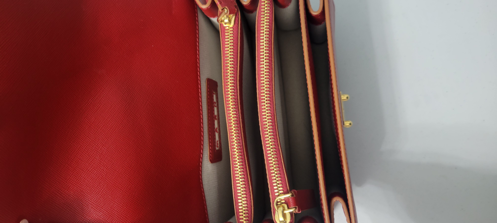 Red Leather MARNI Shoulder Bag - photo 2
