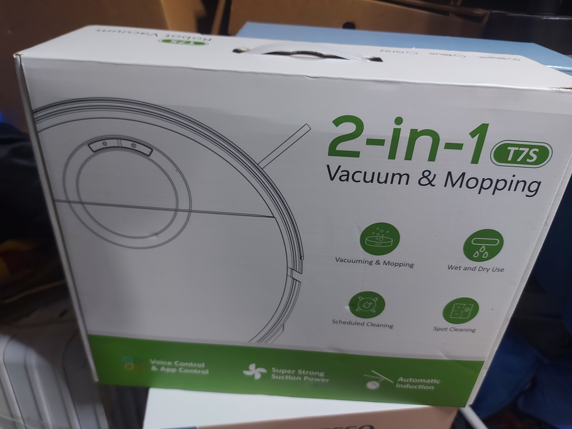 New Robot Vacuum Cleaner 2-in-1