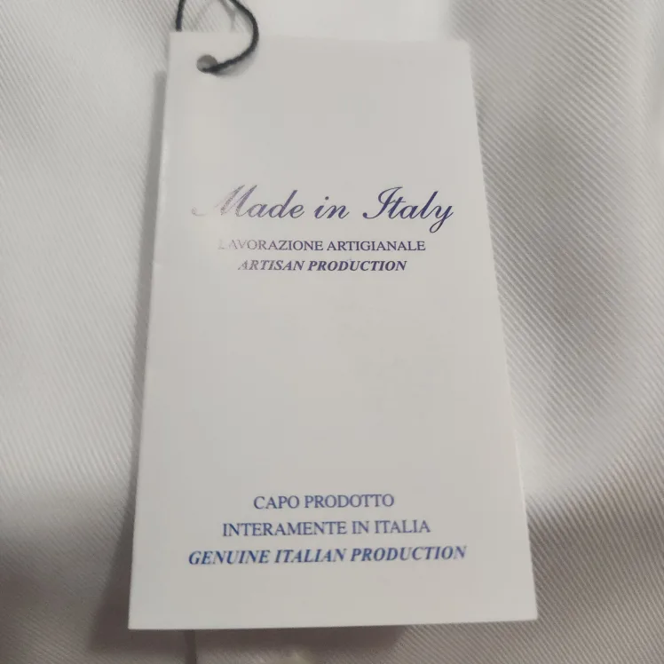 F.Turiano Men's White Dress Shirt - Size 16 1/2 - Made in Italy image indicator(2)