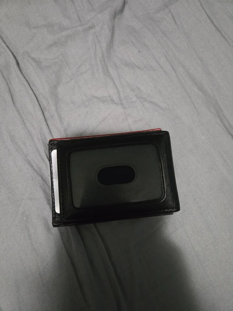 Tommy Hilfiger card holder/magnetic money clip. image indicator(2)