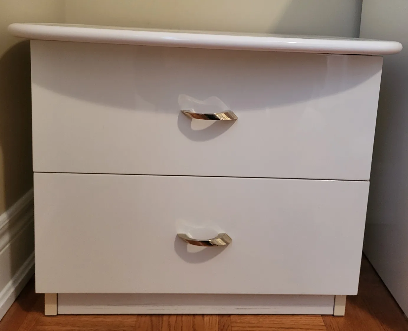 White Bedroom Set image indicator(5)