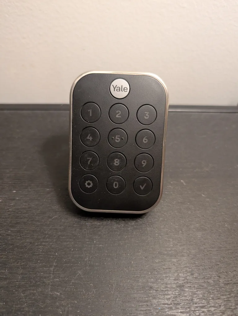 Yale Assure 2 Deadbolt Lock -Keyless ⁵ image indicator(2)