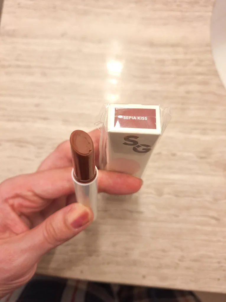 SHEGLAM Shine Lip Plumper - Sepia Kiss image indicator(2)