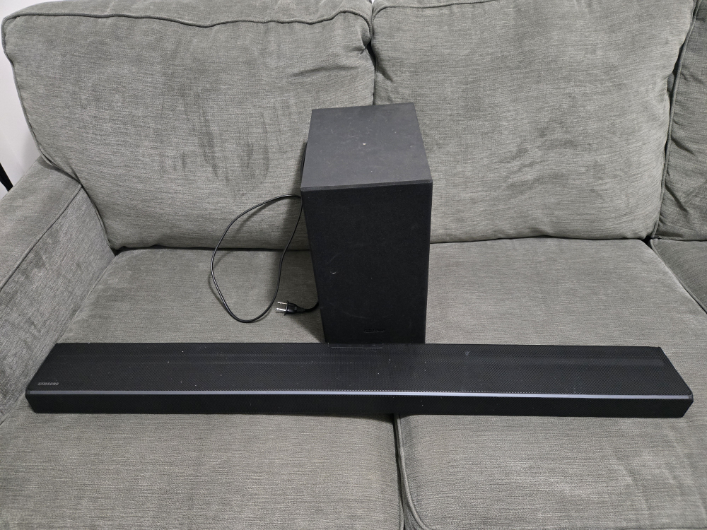 Samsung HW-Q67T Soundbar with Wireless Subwoofer